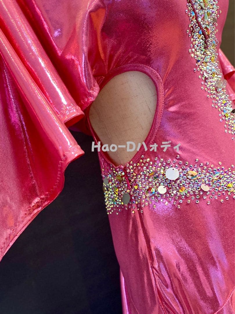 新品★ラテンドレス★メタリック★桜ピンク★社交ダンス★競技