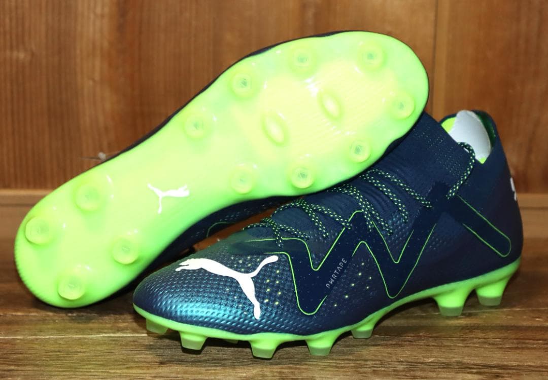 新品 プーマフューチャー アルティメット HG/AG サッカースパイク27cmⒽ