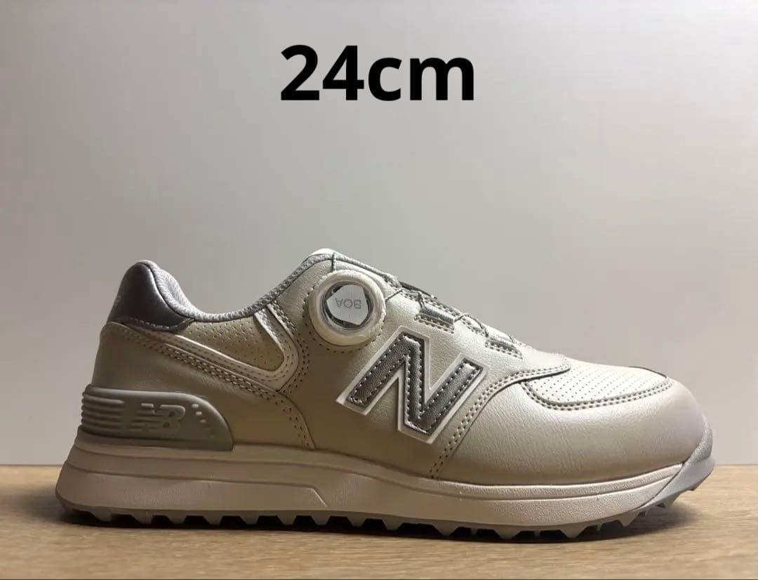 未使用 24cm 2E ニューバランスゴルフシューズ WG574BB4 ベージュ