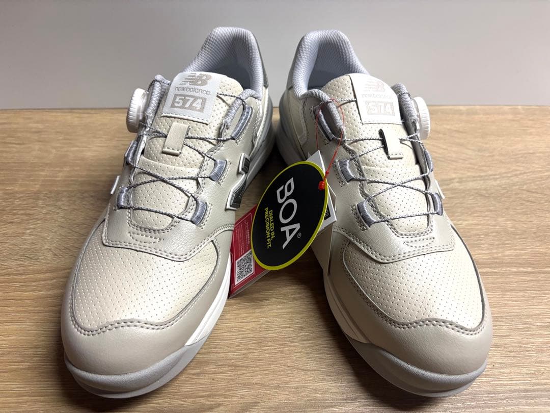 未使用 24cm 2E ニューバランスゴルフシューズ WG574BB4 ベージュ