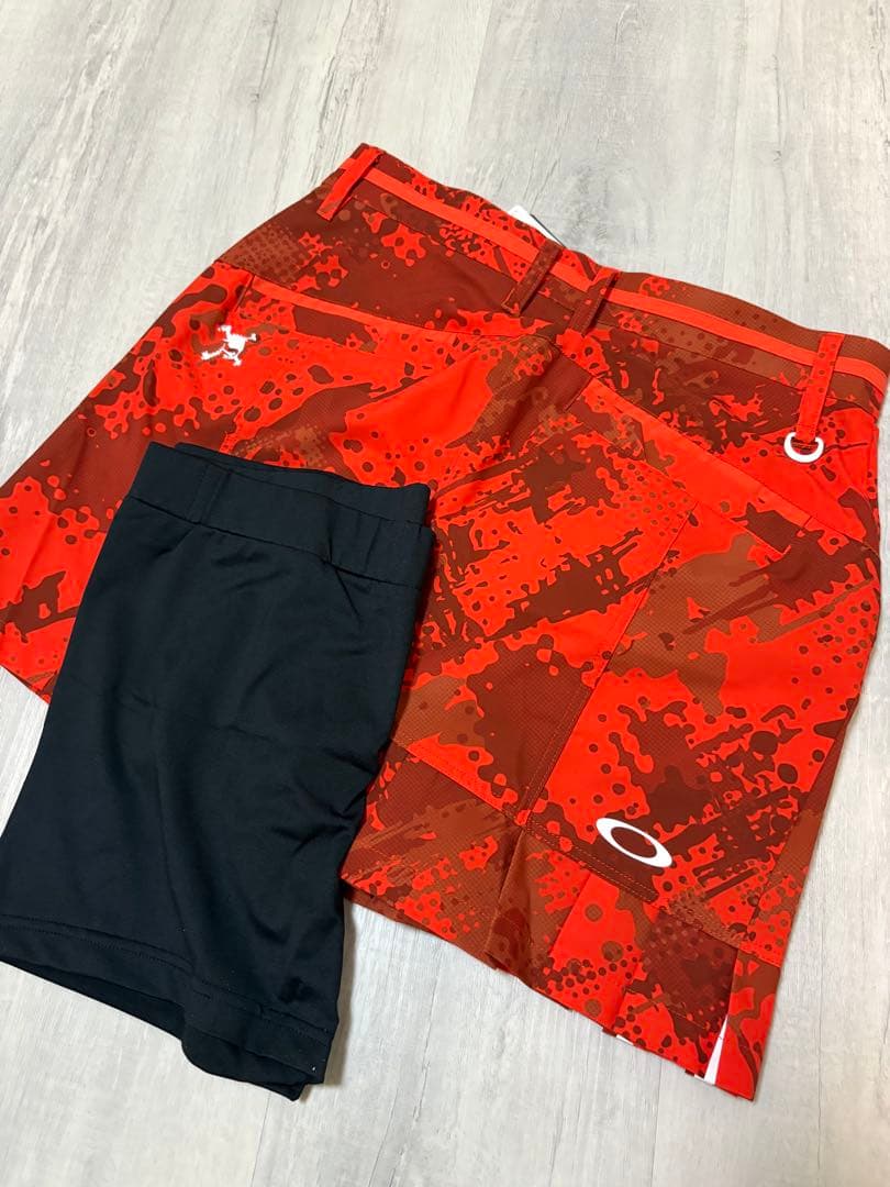 新品　Mサイズ　27500円　オークリーゴルフ　シャツ　スカート セットアップ