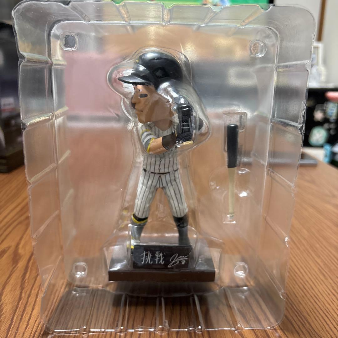 阪神タイガース ボブルヘッドフィギュア 2024、2025 佐藤、木浪　セット