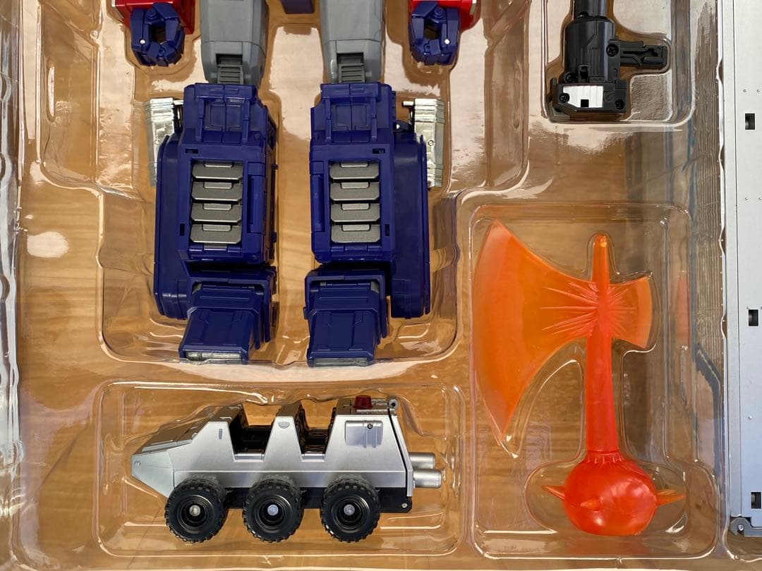 トランスフォーマー マスターピース サイバトロン 総司令官 コンボイ MP-10