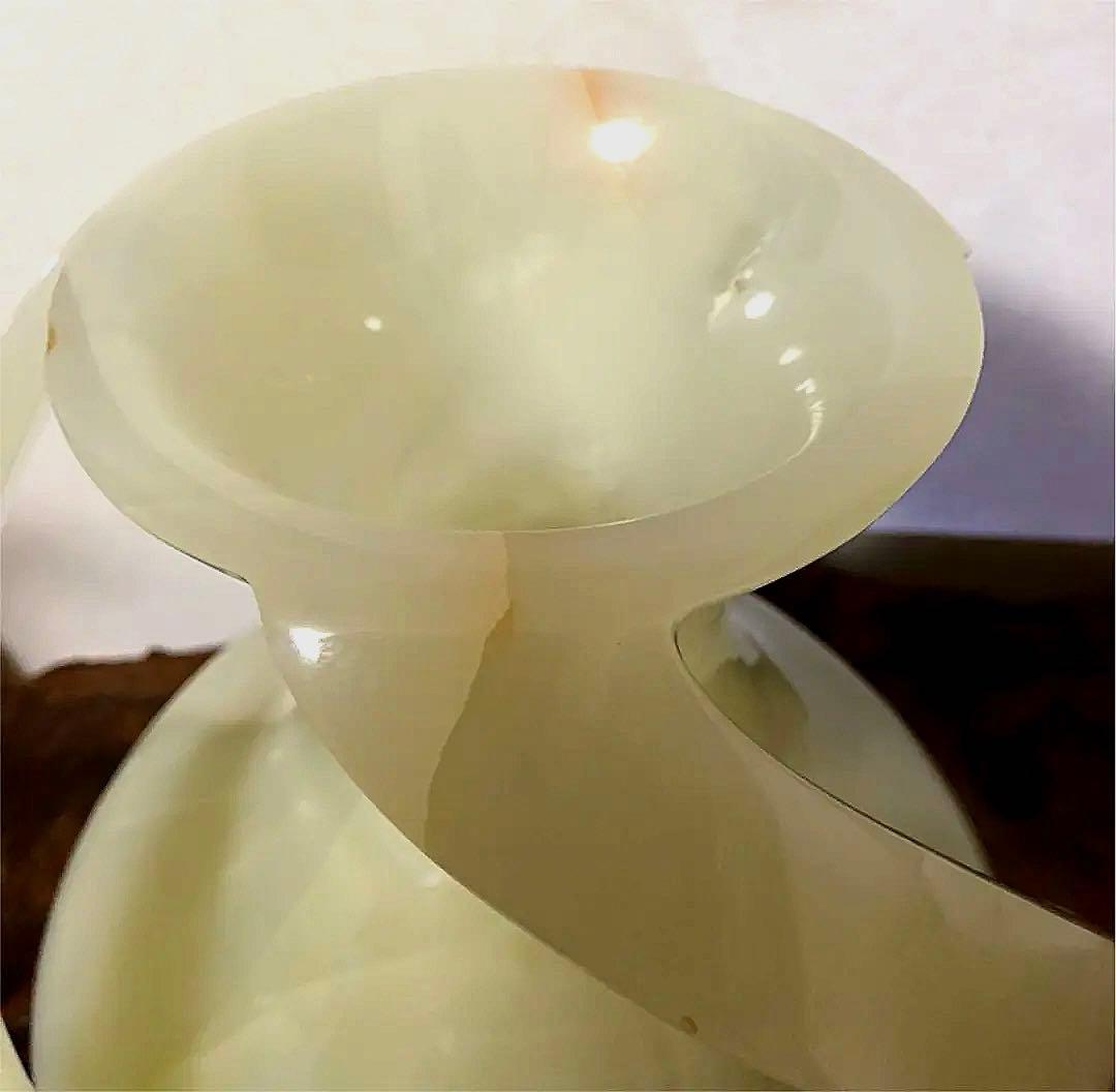 瑪瑙 翡翠 玉 一刀彫り デザイナー (そよかぜ) 花瓶 輝石作 9㎏ 共箱