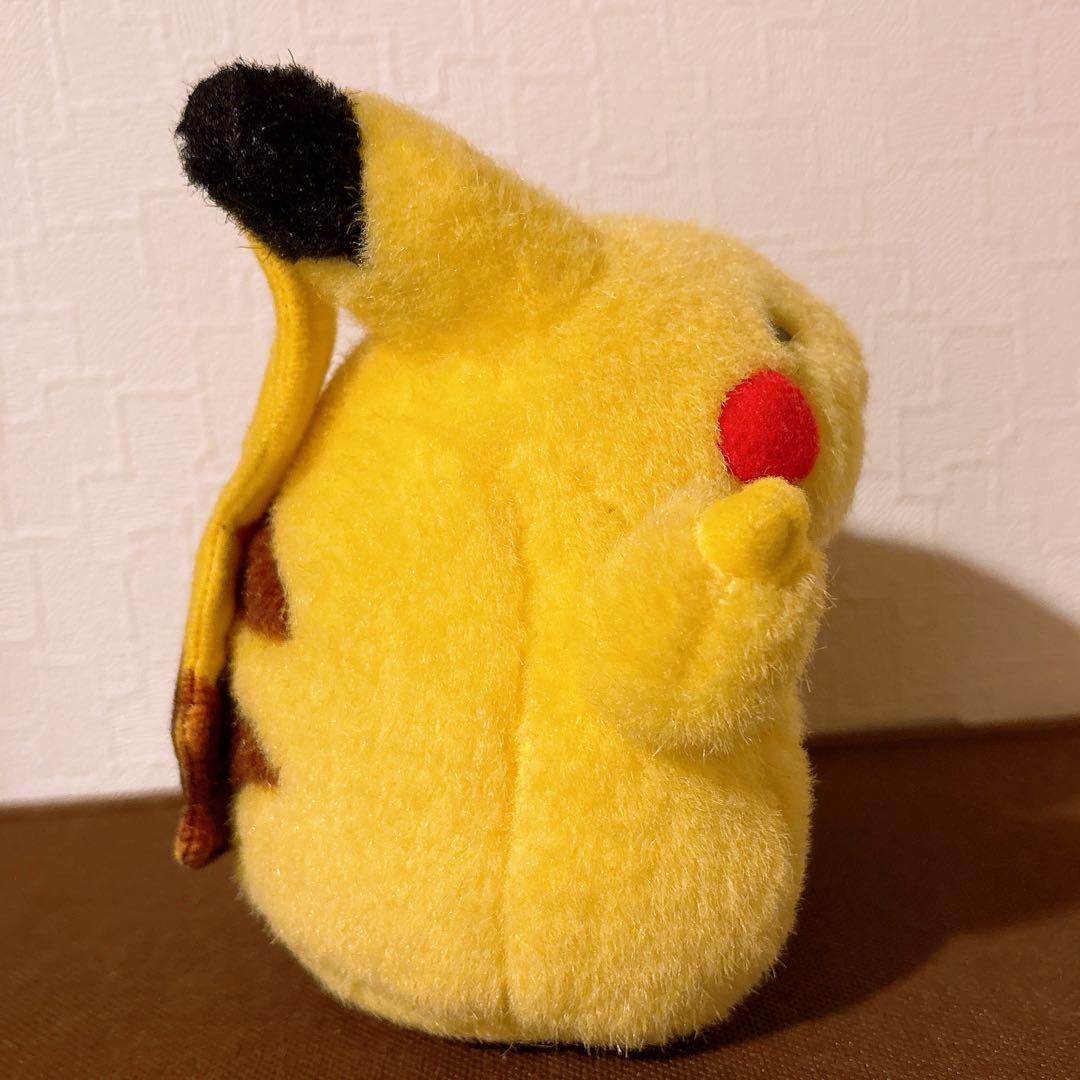 TOMY初期ピカチュウ ぬいぐるみ