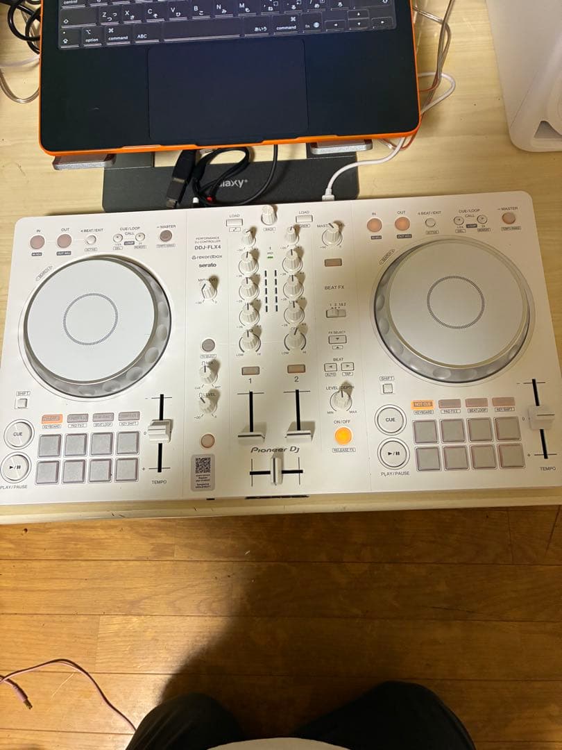 DDJ-FLX4-W ホワイト DJコントローラー　パイオニア　DJ