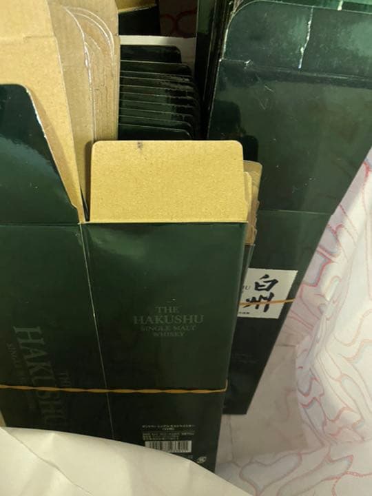 白州ウイスキーノンエイジ　緑古い113枚　白い新しい12枚