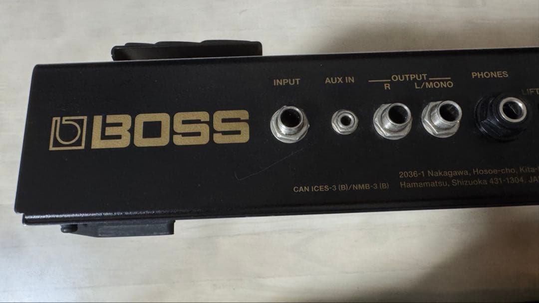BOSS GT-100 ギターエフェクトプロセッサー