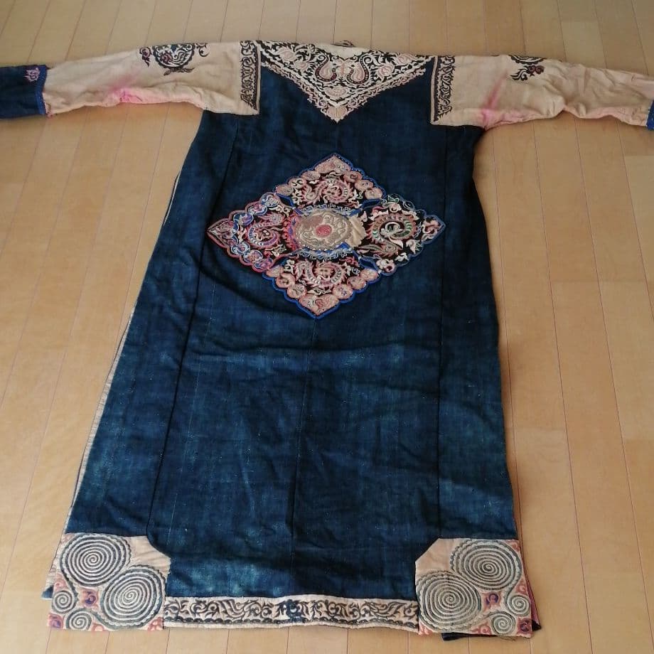 で★アンティーク　中国　清王朝　刺繍服