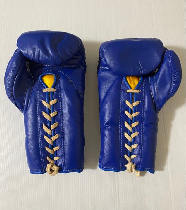 超激レア K‐1サイン入りグローブ K‐1ワールドMAX2002