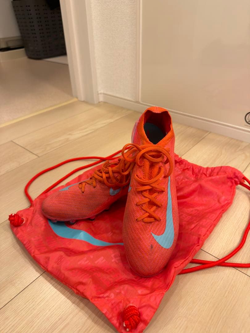 Nike サッカーシューズ オレンジ/ブルー 収納バッグ付き