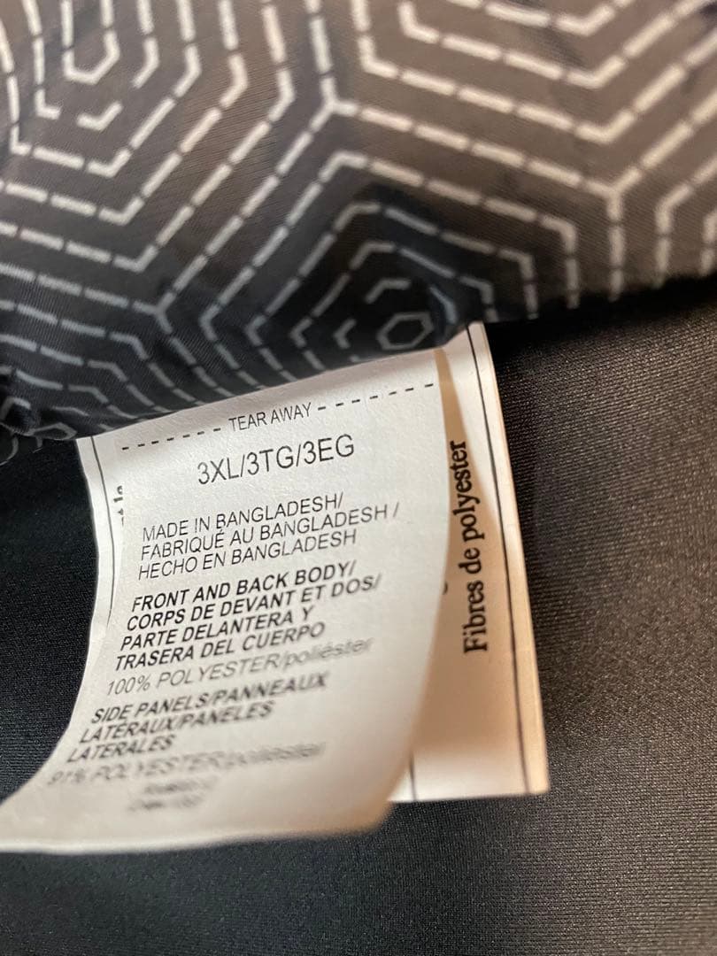 391【美品】大きいサイズ アンダーアーマーコールドギア リアクターゴルフベスト