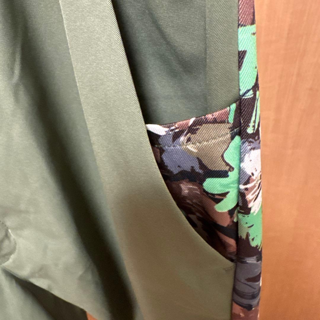 BEAMS GOLFオレンジレーベルフラワーカモプリントストレッチパンツ