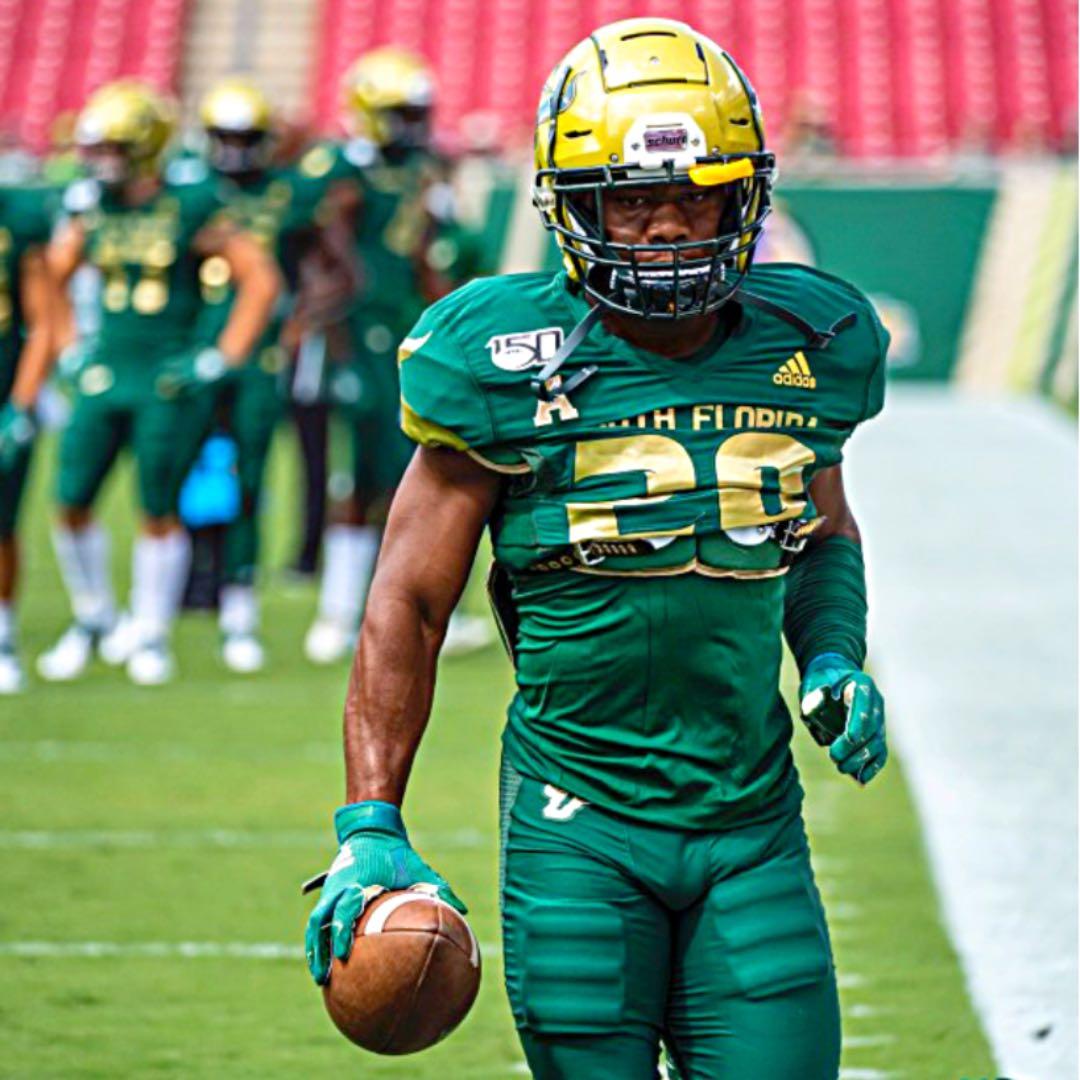 アメフト NCAA PRO ADIZERO 8.0 2XLサイズ UCF【新品】