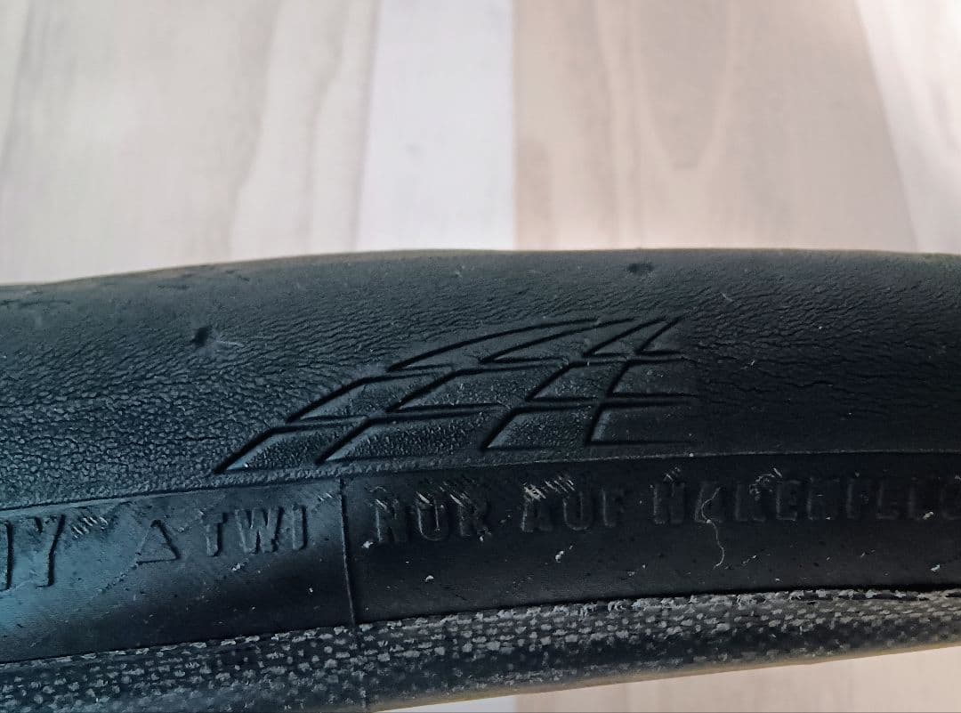 コンチネンタル GP5000 25C クリンチャー 走行少な目2本＋おまけ１本