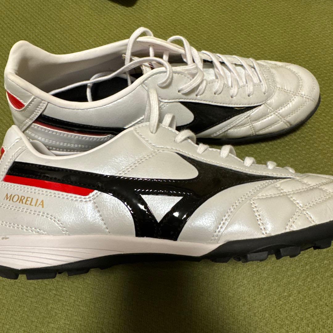 新品未使用　ミズノ モレリア TF ホワイト×ブラック26.5cm