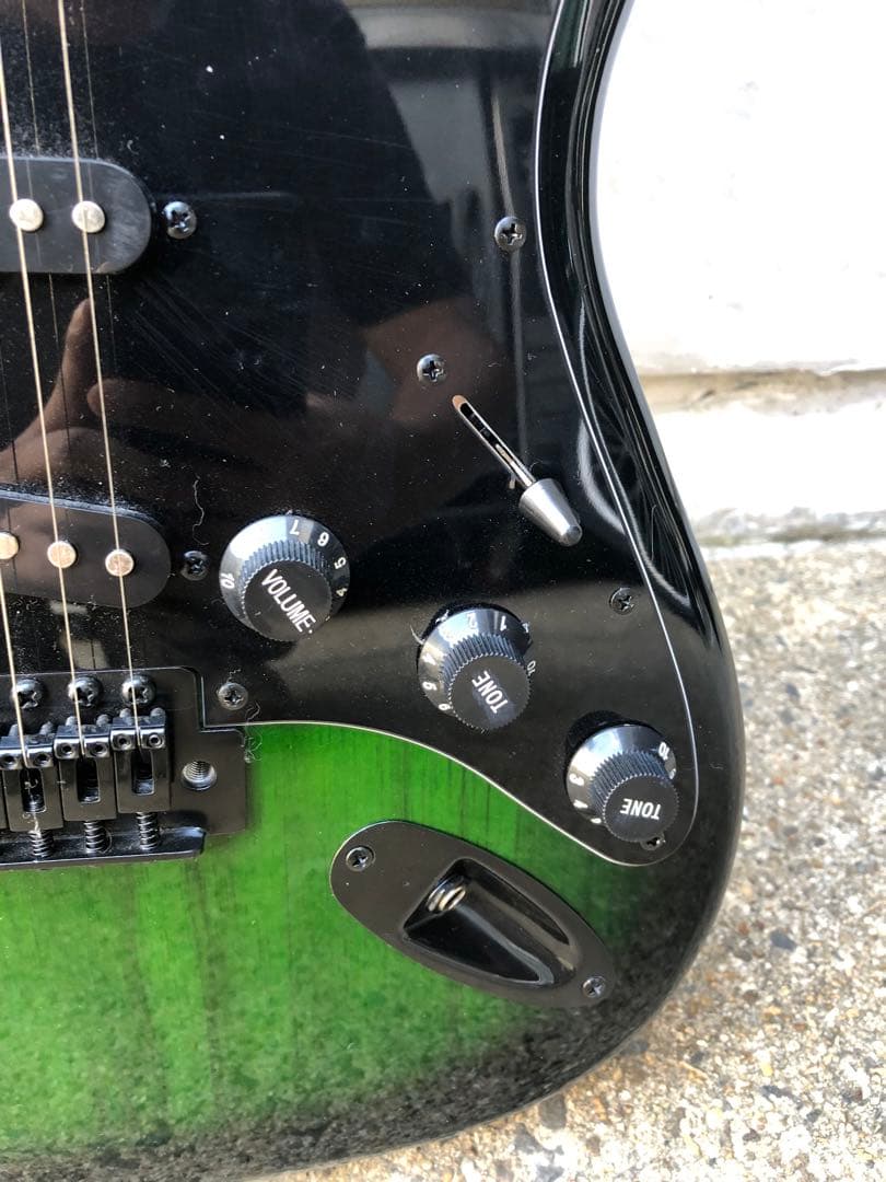 SELDER エレキギター グラデーションブラック/グリーン