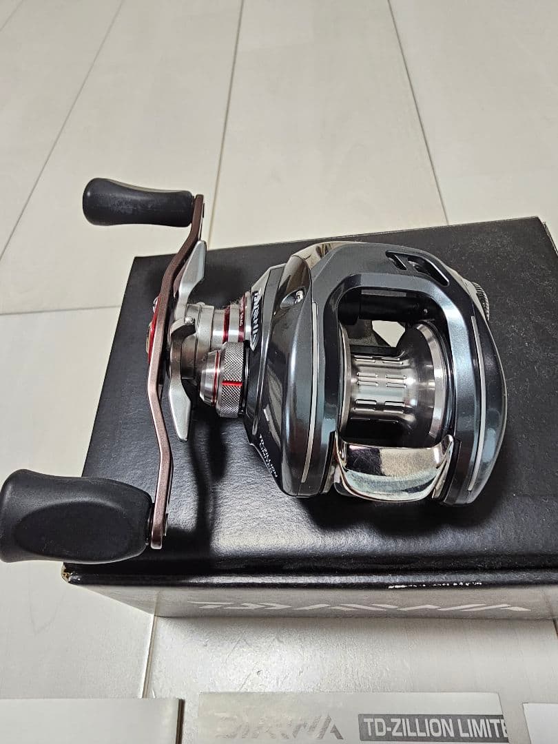 美品　ダイワ　 ジリオンjドリーム7.9L レフトハンドル限定生産