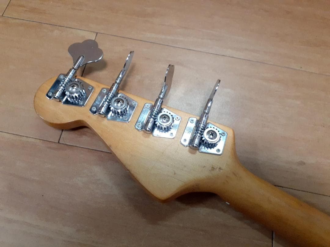 ベース LEGEND VINTAGE ELECTRIC BASS