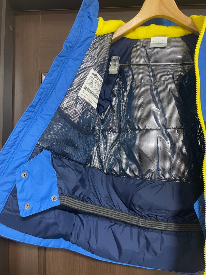 ［送料無料］コロンビア　キッズ　スノーウェア　130cm