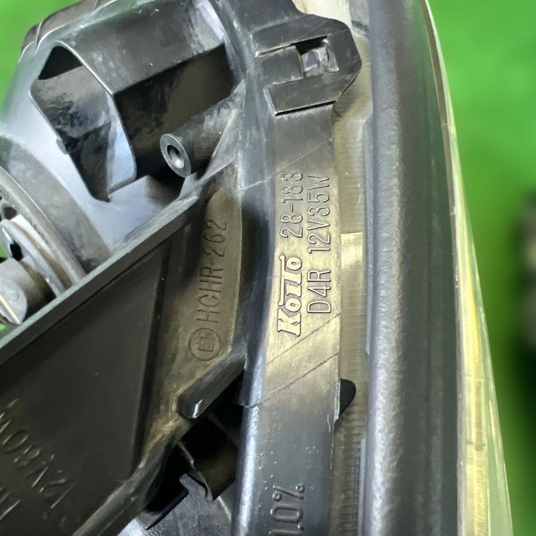 アー1★トヨタ純正 AZR60 65 ノア ヘッドライトセット