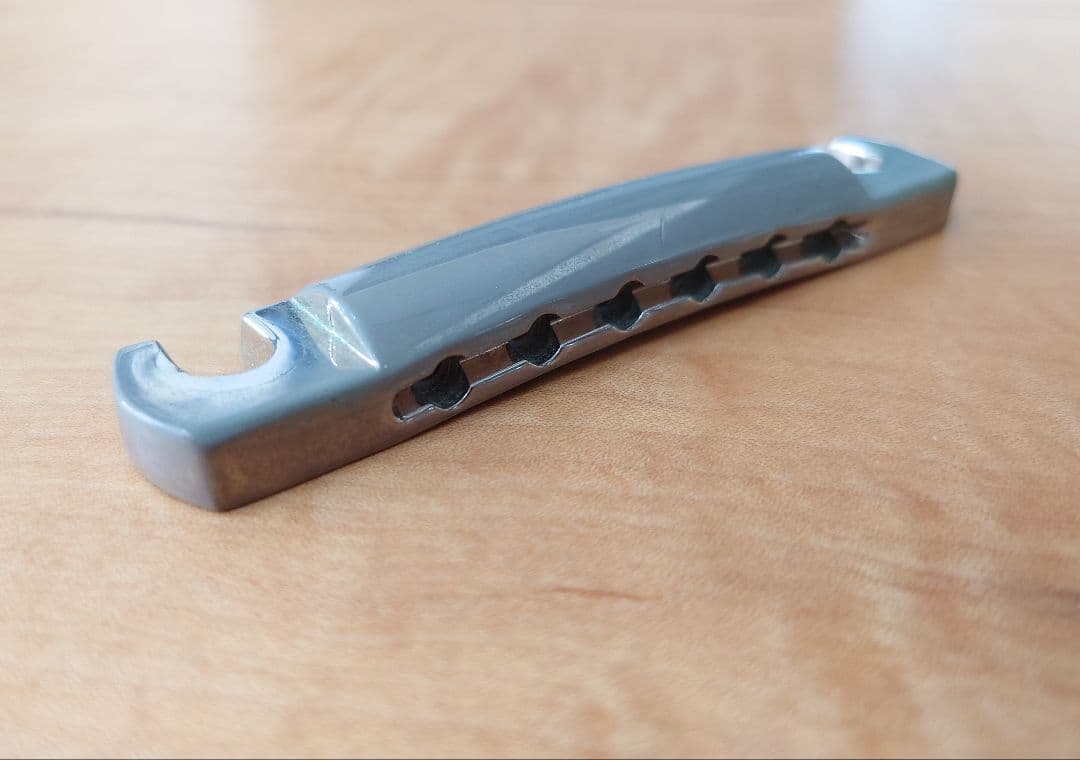 【アラレ3号】Gibsonヒスコレ アルミテールピース スタッド ブッシュ