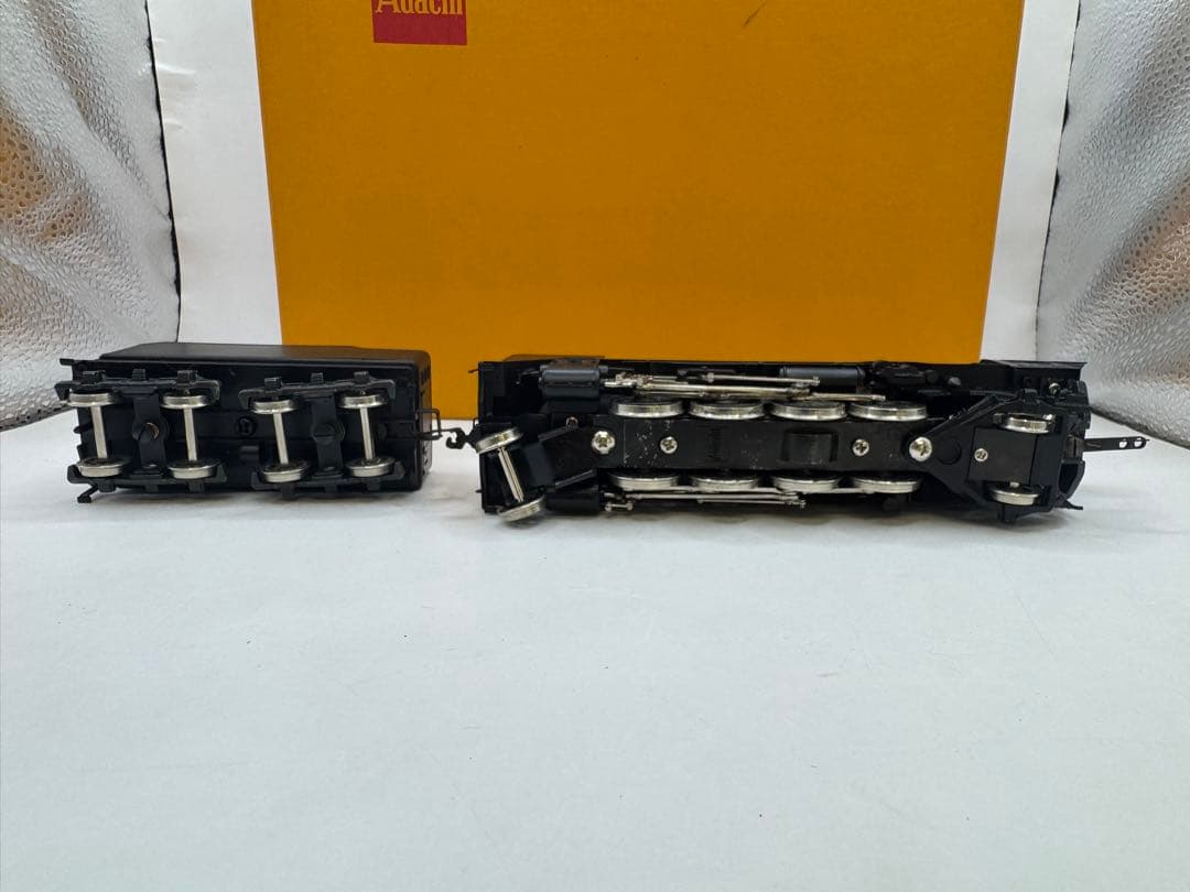 Adachi JNR D51 半流 No.1002 蒸気機関車 HOゲージ