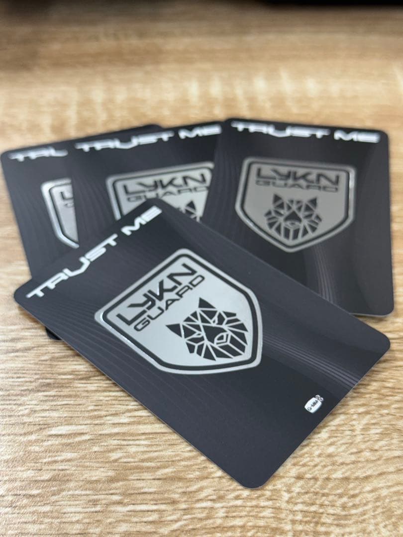 LYKN カードホルダー&トレカ セット LYKYOU 完売品
