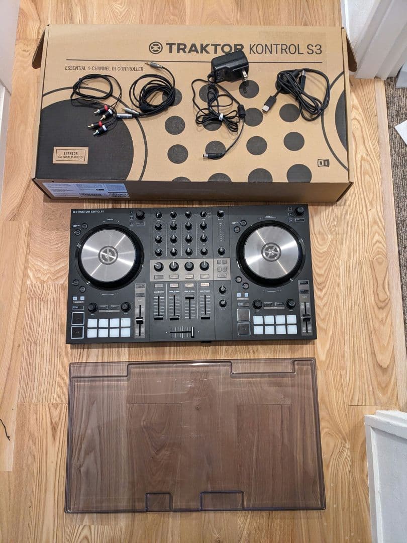 d*g様 NATIVE INSTRUMENTS Traktor KONTROL