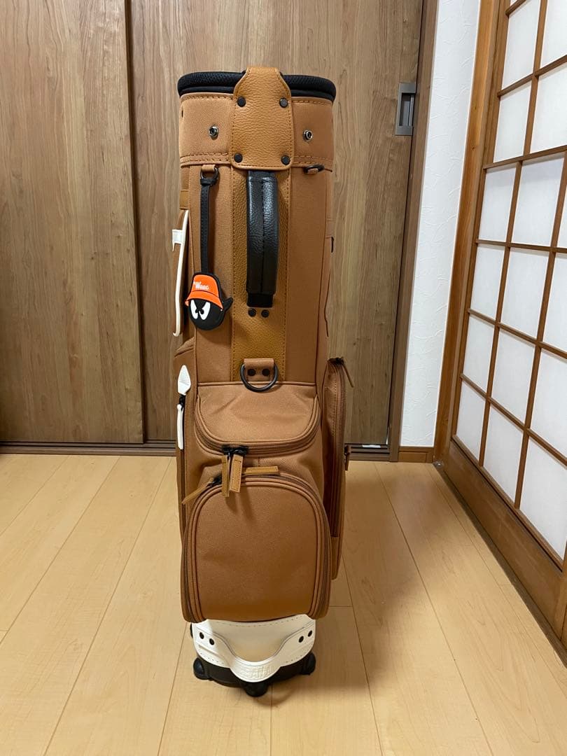 WAAC Bucket Waacky 9 型キャディバッグ　キャスター付き