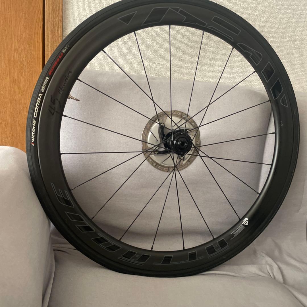 しば グスト アタッキ カーボンホイール 45ミリハイト ディスクブレーキ