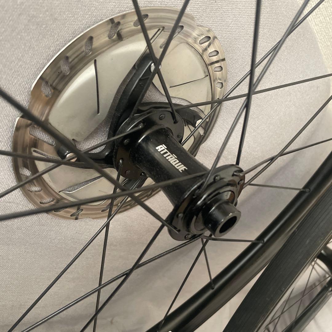 しば グスト アタッキ カーボンホイール 45ミリハイト ディスクブレーキ