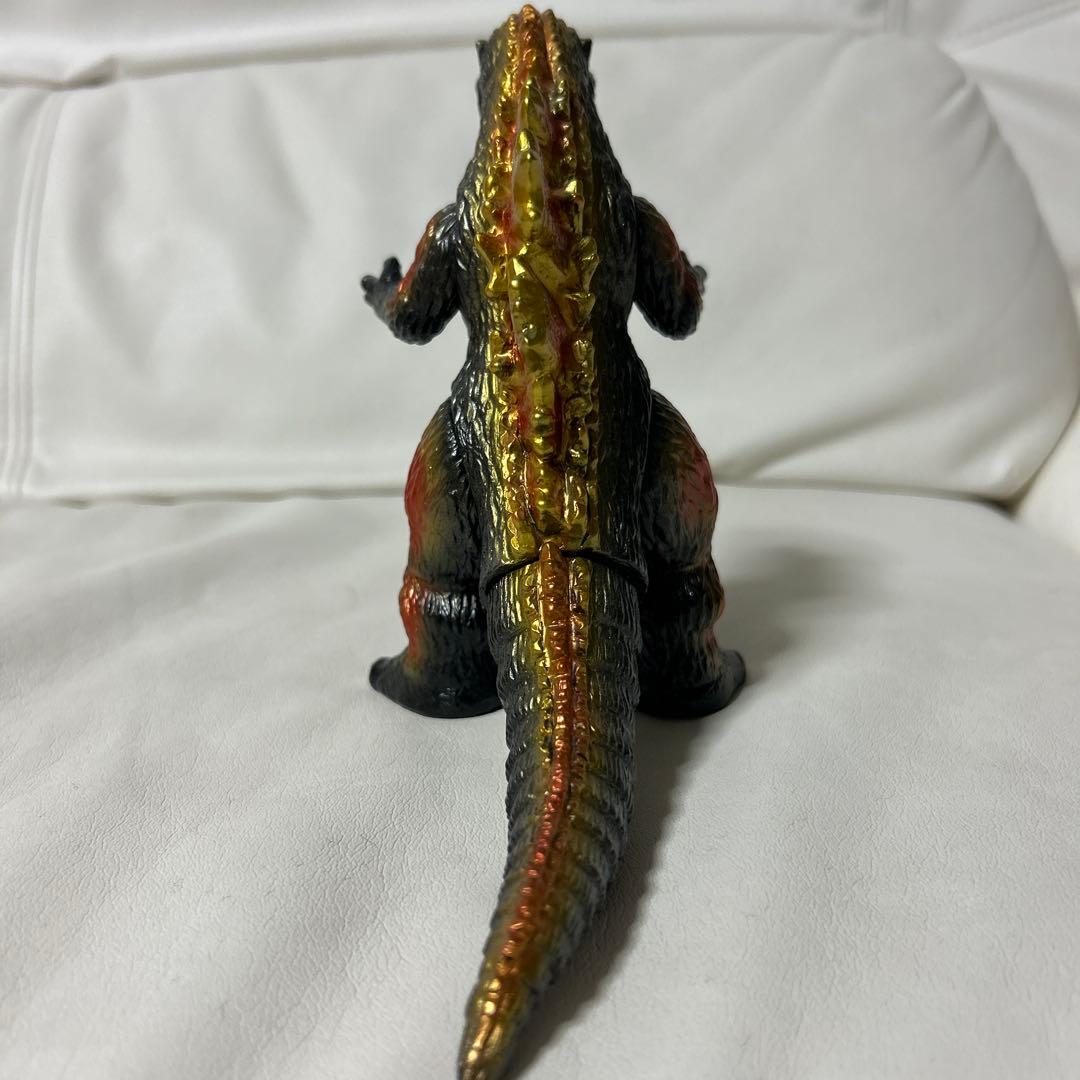 One up ゴジラ1954 黒成型 WF2024冬 電車持ち