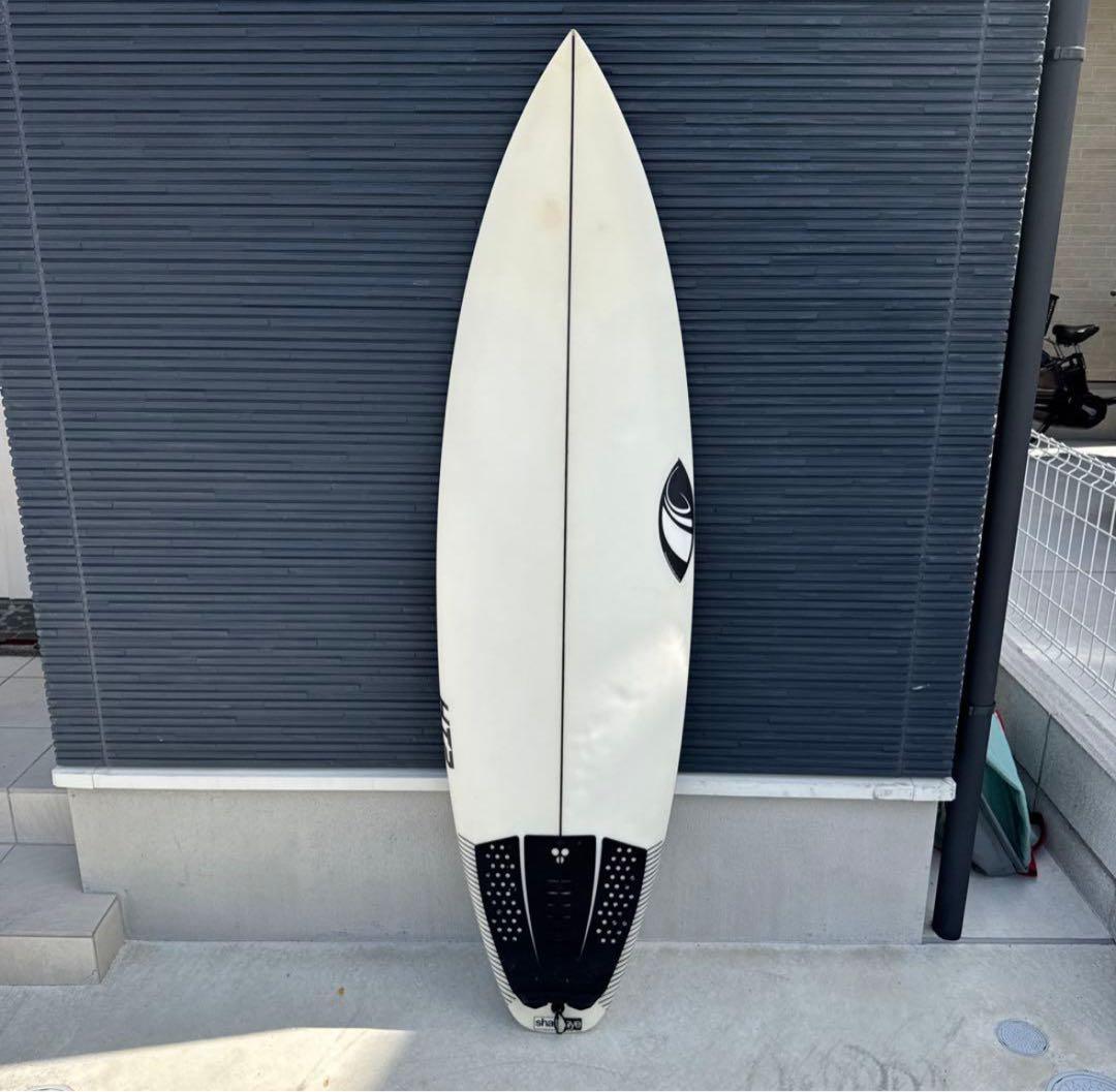 SHARP EYE シャープアイ サーフボード HT2 5′9 　ケース付き