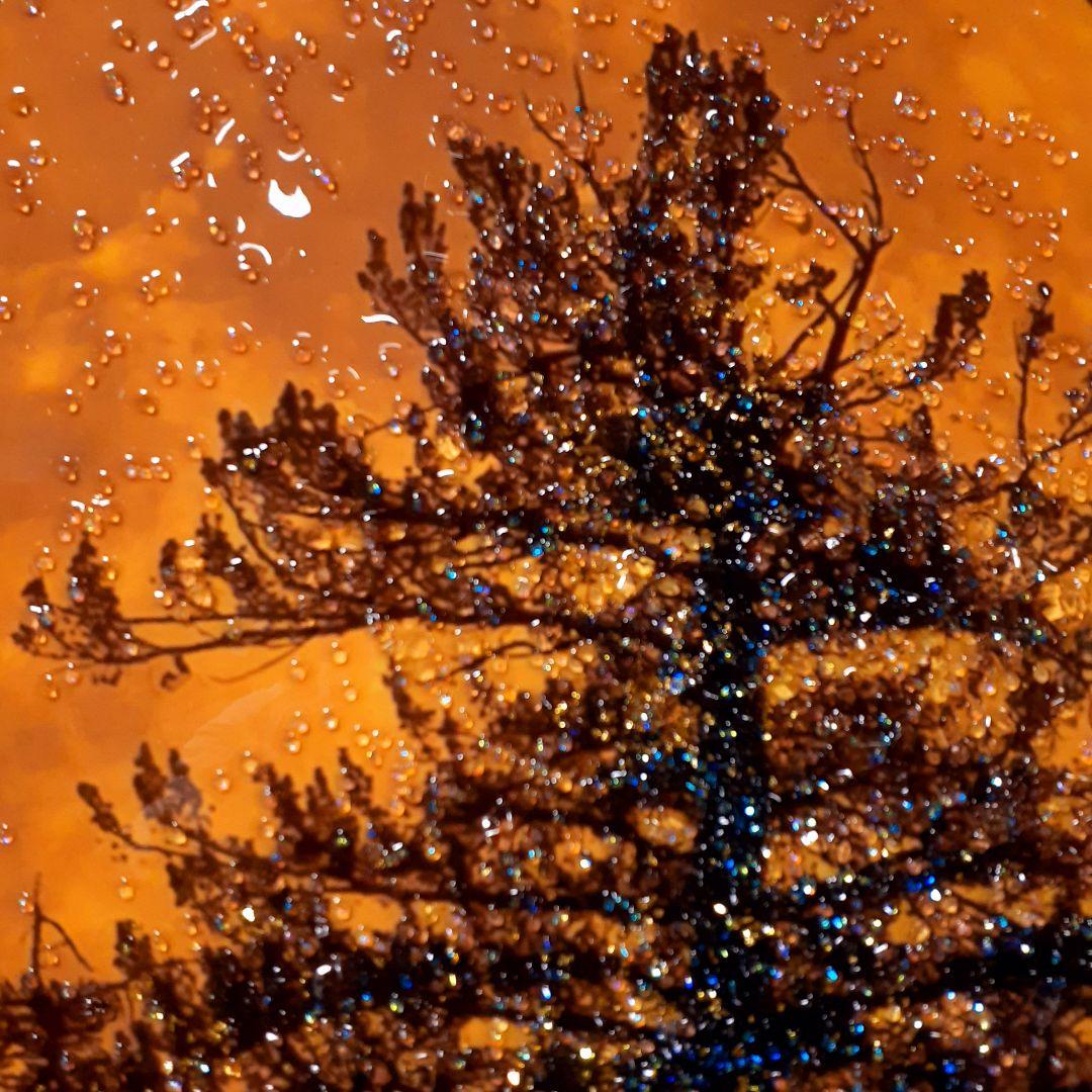 輸入雑貨　天然石　『ムーン』　風景画　水晶石　クリスタル　フレーム付き