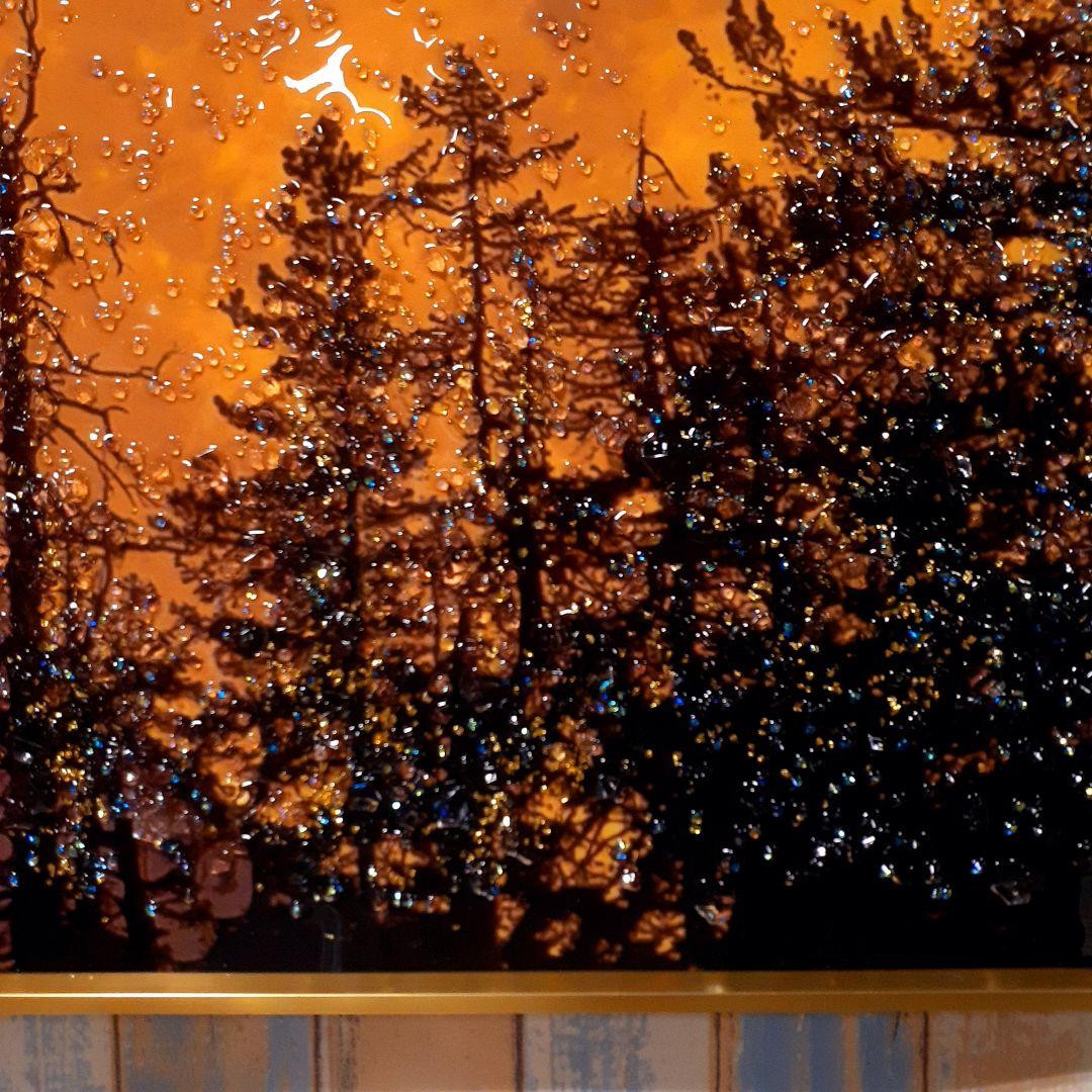 輸入雑貨　天然石　『ムーン』　風景画　水晶石　クリスタル　フレーム付き