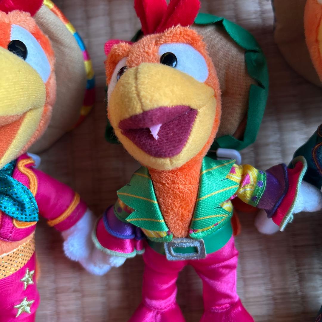 ディズニー パンチート　ぬいぐるみバッジ他