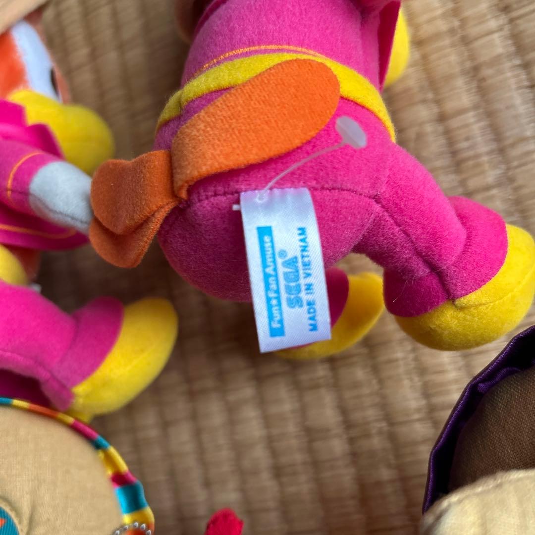 ディズニー パンチート　ぬいぐるみバッジ他