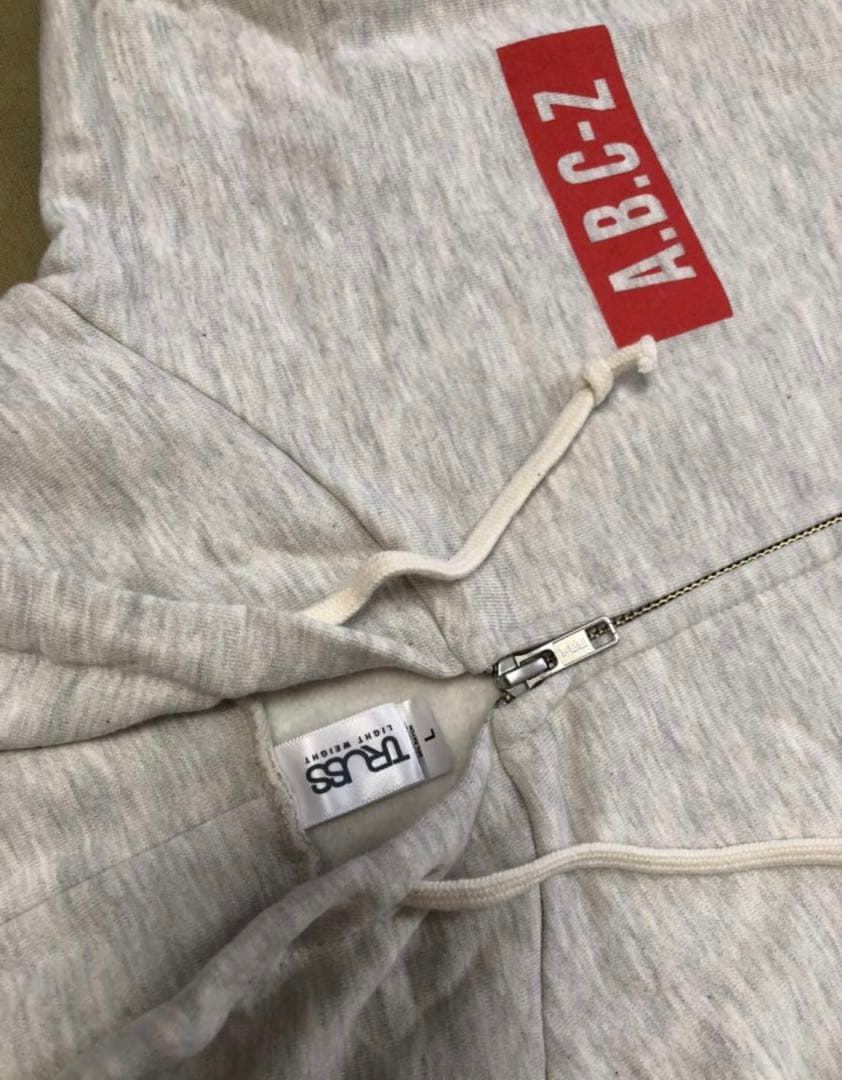 A.B.C-Z パーカー　trussパーカー