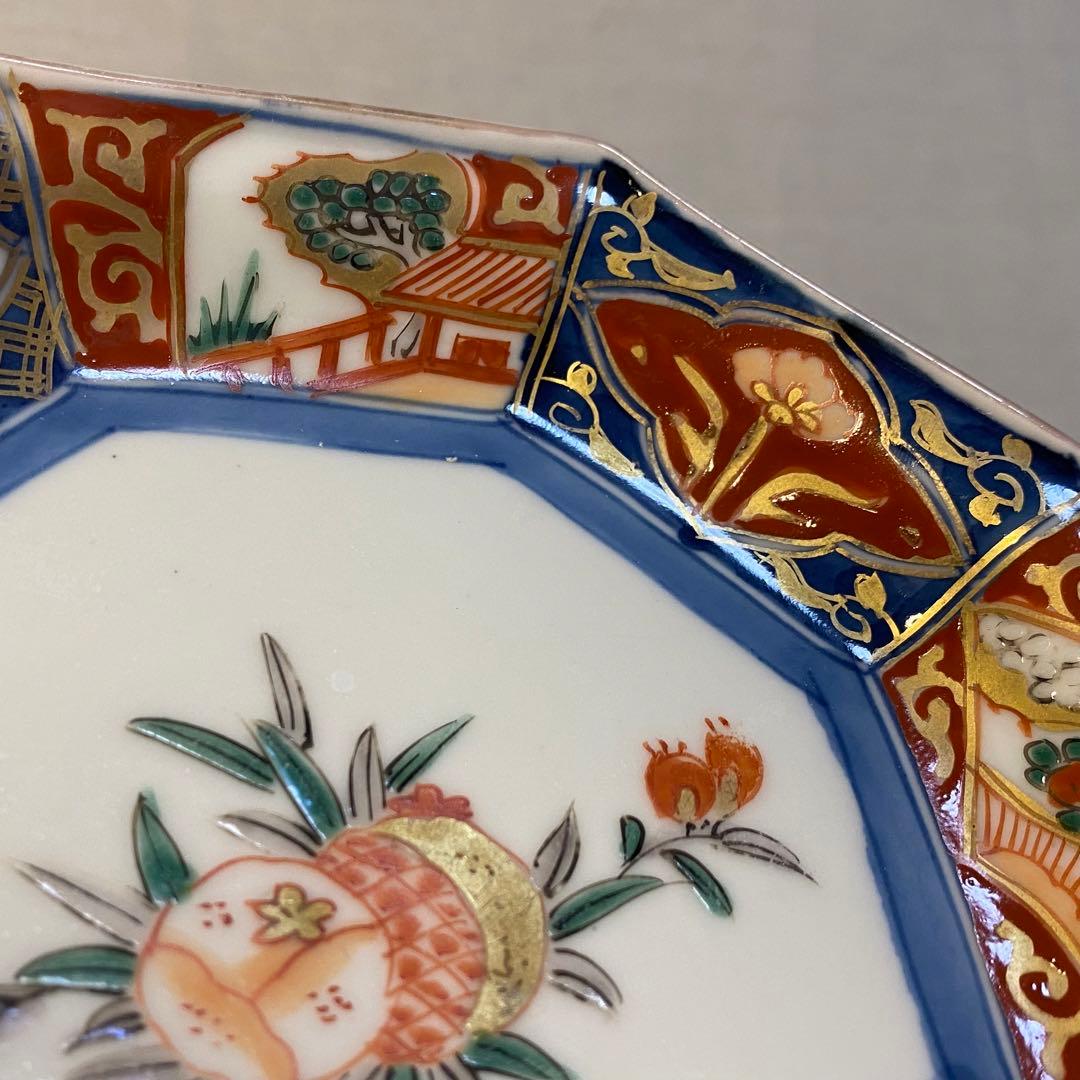 伊万里　古伊万里　八角皿　色絵　金襴手　花の図