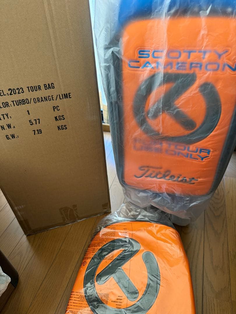 値下げしましたScotty Cameron ツアーバッグ