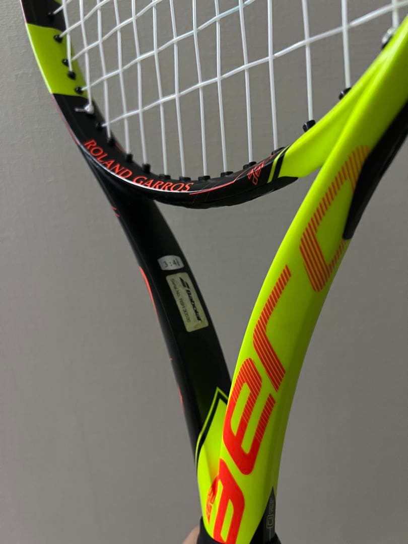 バボラ　ピュアアエロ　硬式テニス