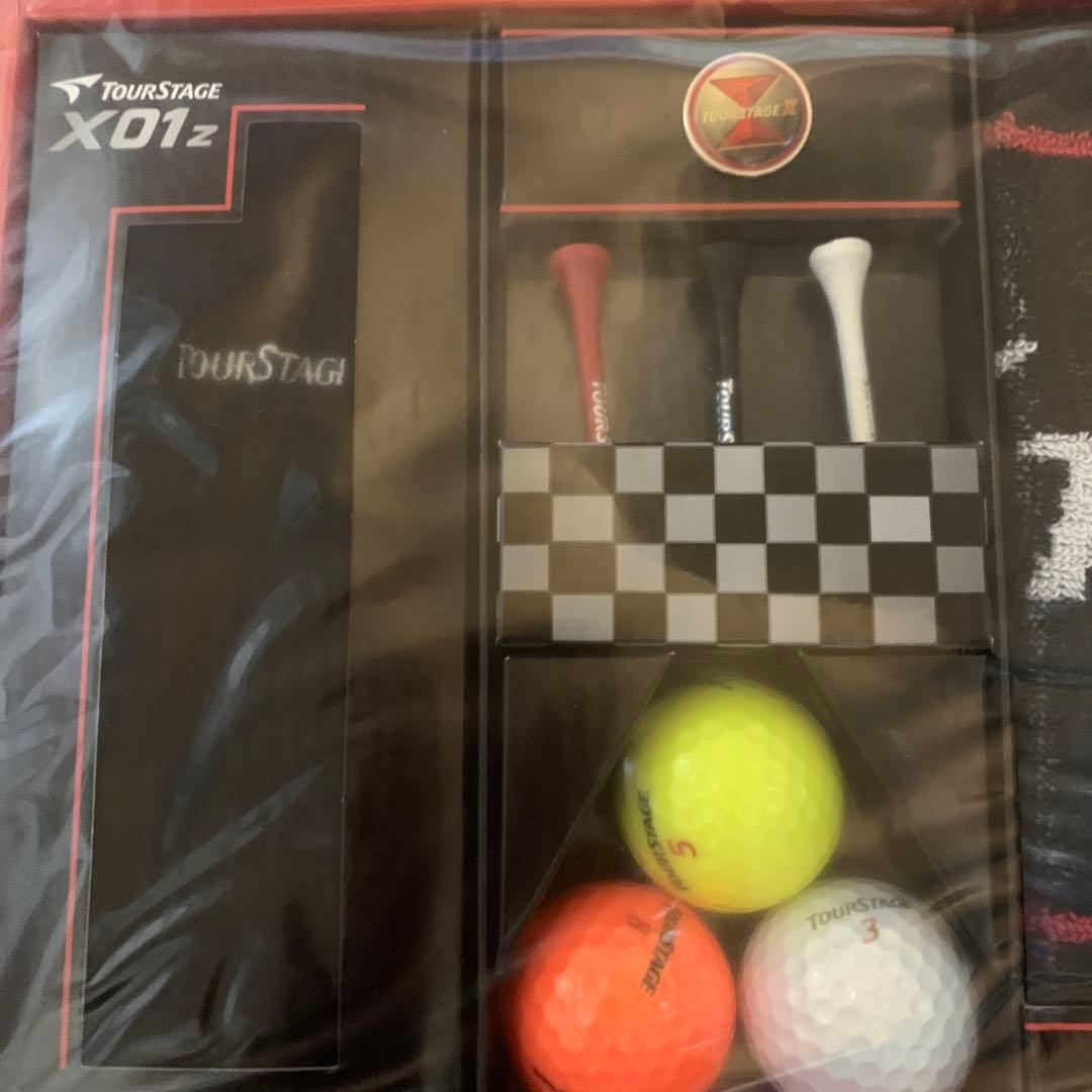 ゼクシオ、スリクソン、ツアーステージギフトセット他ゴルフボール3箱おまけボール