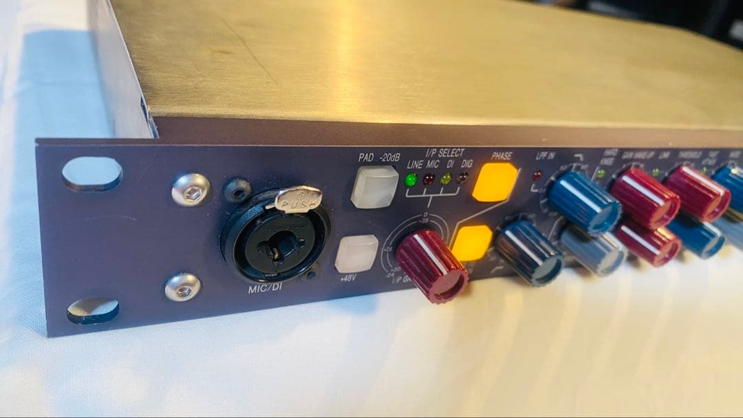 Neve 8801 チャンネルストリップ