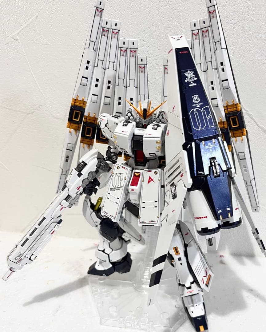 RG ニューガンダム HWS ダブルフィンファンネル 塗装済 完成品 νガンダム
