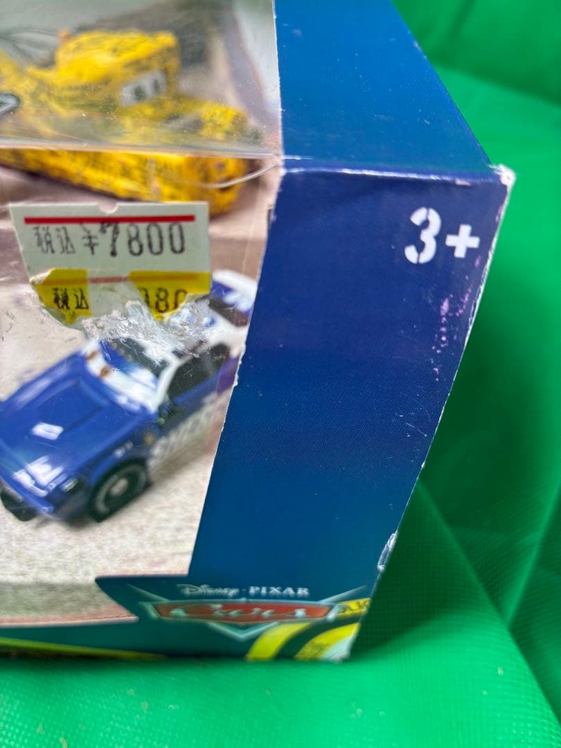 ディズニーピクサー　カーズTO PROTECT AND SERVE