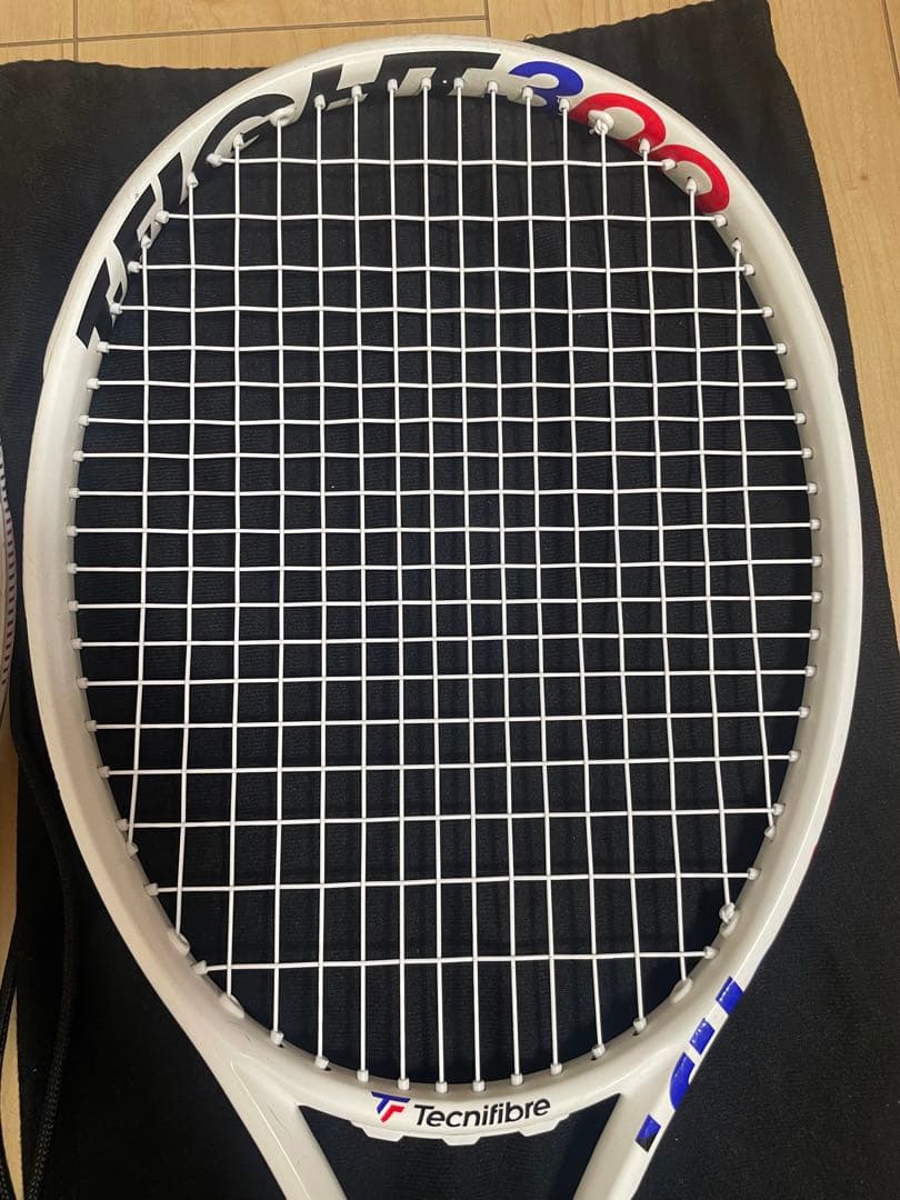 Tecnifibre T-Fight 300 テニスラケット　2本セット
