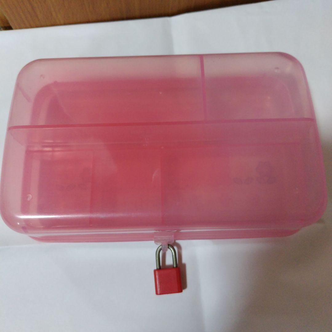 【最終値下げ】【激激レア】ハローキティ　プラスチックケース　収納　鍵付き