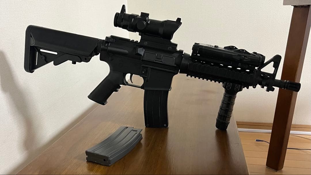 東京マルイ　ソップモッド　M4 ボーイズ　予備マガジン付き　新品ズームスコープ