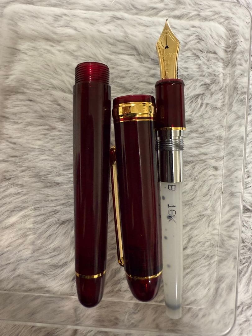 PLATINUM 14 K #3776 赤 万年筆